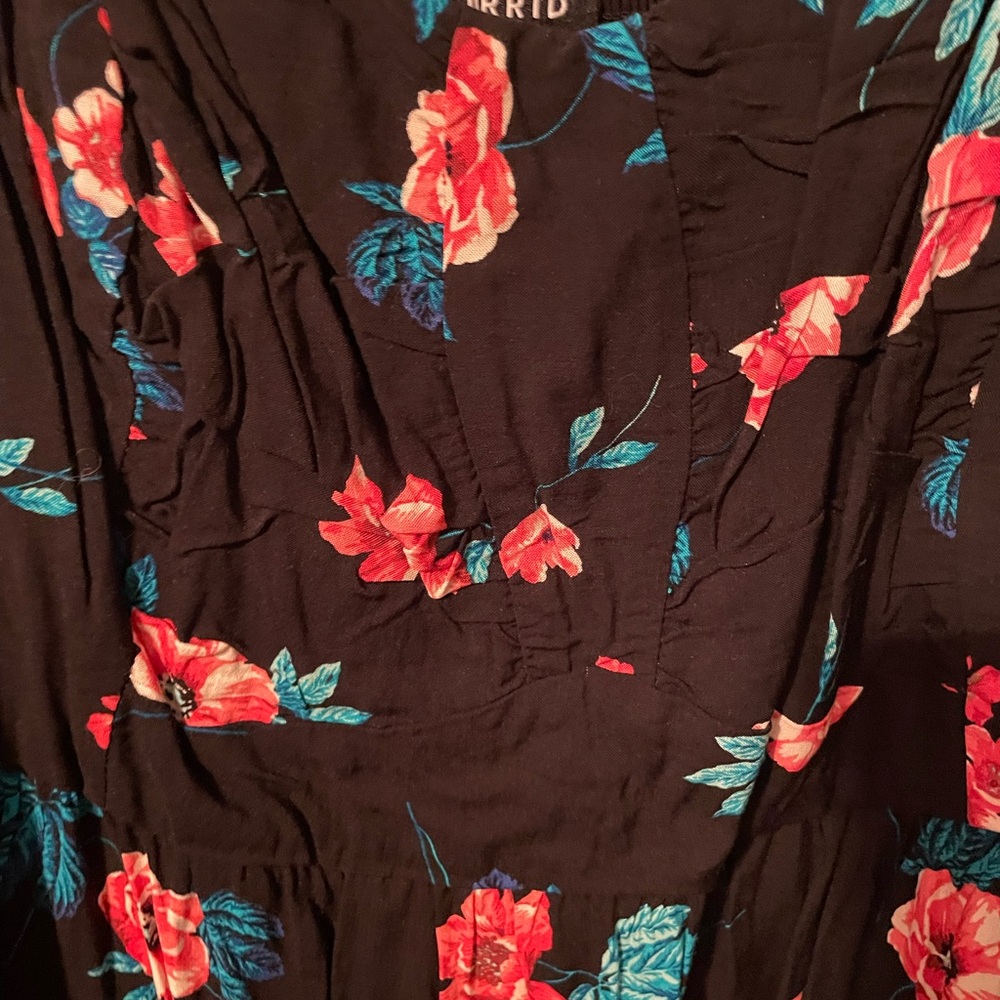 NWT Torrid Black Dress with Red and Teal Floral Pattern - Picture 4 of 6